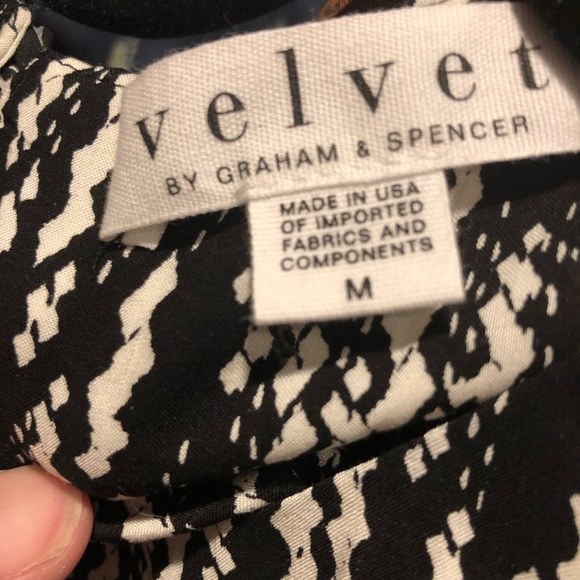 Velvet By Graham and Spencer Challis Dress size M - Picture 4 of 4